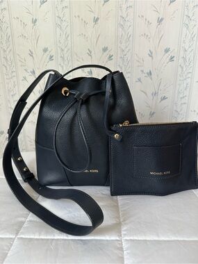 Michael Kors Navy Leather Bucket Bag with Pouch